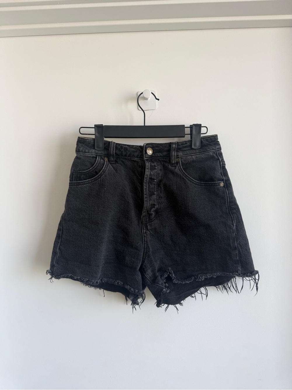 ROLLA'S Black Distressed High-Rise Jean Shorts